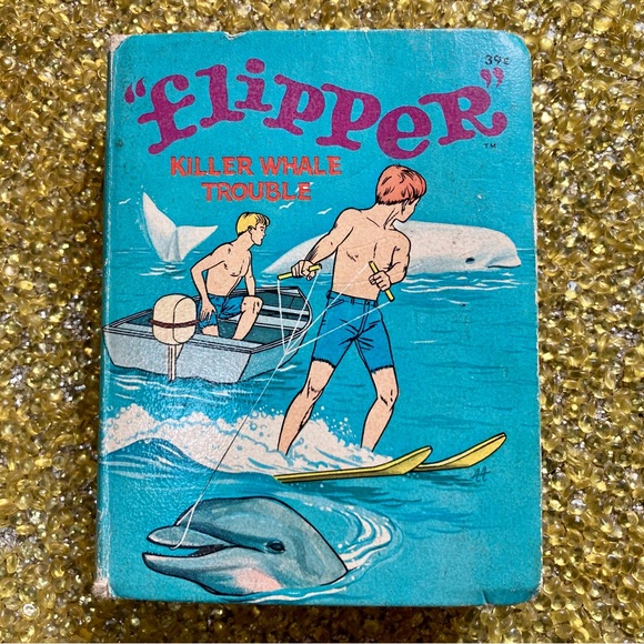 1967 Flipper Killer Whale Trouble Book - Picture 1 of 15